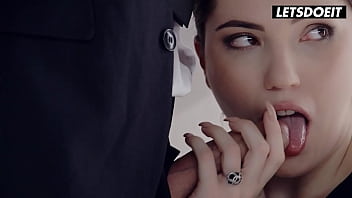 Stacy cruz is the perfect girl to join mia evans's threesome whiteboxxx