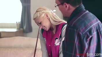 Stepfather fucks stupid daughter