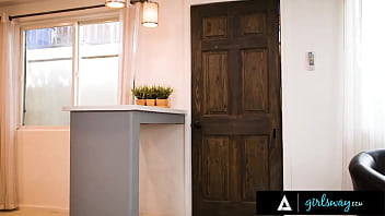 Caring babes bond over same passion