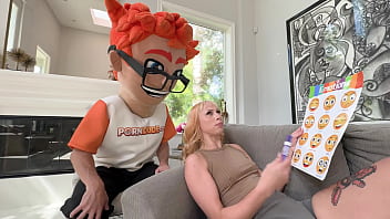 I pound hannah quinn’s trimmed pussy in doggystyle for cumshot relief