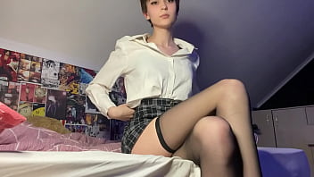 Watch this skinny beauty rubbing her sweet pussy and try not to cum