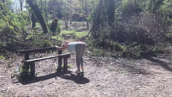 Exhibitionist seduce milf to fuck suck & sperm her face in park outside