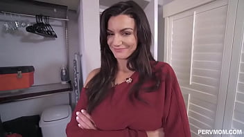 My curvy stepmom and i both have needs so we fucked My curvy stepmom and i both have needs so we fucked