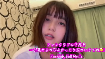 看護師専門学校の制服を着ながら電マおなにーしたらビチャビチャ聖水が出てきてイキまくりました