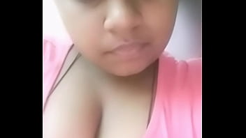 Desi girl p mpl boobs show in cam