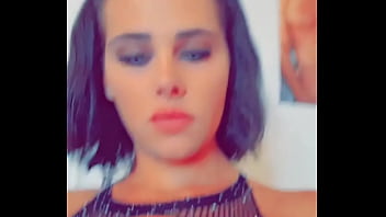 Mehr vor der cam oder auf meinem ich bib grad ins 2 outfit rein und die show geht bis 17 30 uhr und dann wide