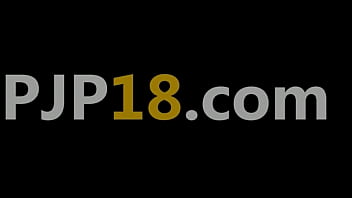 Weird vibrator in her spread vagina hole