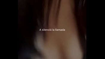 Enseña las tetas en videollamada Enseña las tetas en videollamada