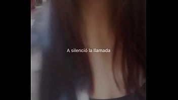 Enseña las tetas en videollamada