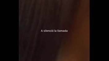 Enseña las tetas en videollamada