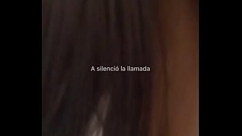 Enseña las tetas en videollamada