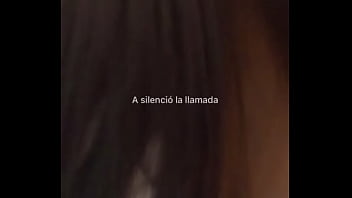 Enseña las tetas en videollamada