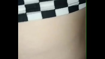 Chupando las tetas spanking de la mama de mi novia y corriendome en su boca