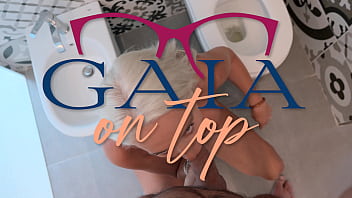 406 toilet milf anal drink pee pissing anal prolapse