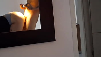 Creo que la camarera nos grabo a escondidas mientras mi amante y yo hacíamos de las nuestras