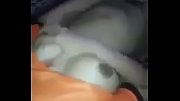 Chica caliente se masturba