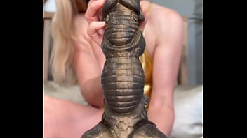 Je vous présente mon magnifique dragon made in france by youandmesextoys