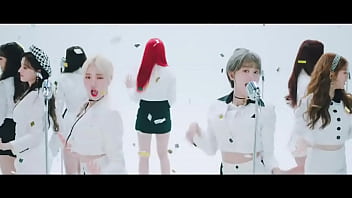 소년 cums 및 바보 그리고 그의 정액을 핥는