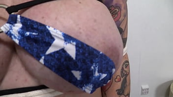 Superheroine bondage