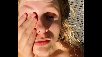 Rejoint moi bébé vidéo sextape offerte pour tout abonnement classic 30jour