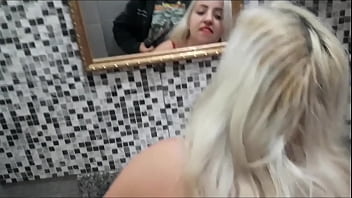 Sexo com a atendente do buffet Sexo com a atendente do buffet