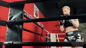 Kickboxing mood training alone