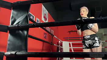 Kickboxing mood training alone