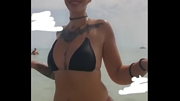 Caliente perra te pondra la verga dura