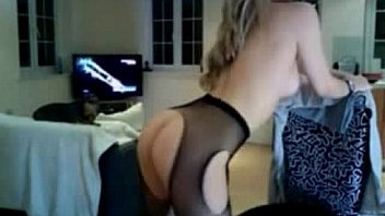 Slutty blonde toying pussy and squirt on web Slutty blonde toying pussy and squirt on web