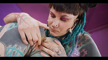 Ffm tattoo threesome with two alternative teens