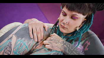 Ffm tattoo threesome with two alternative teens