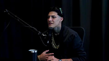 Se sentiu estranho no começo após os atendimentos conheceu uma criadora na sauna tiveram que mesclar pra não ter somente gays e foi assaltado gabriell rios watch sheer red