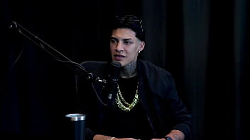 Se sentiu estranho no começo após os atendimentos conheceu uma criadora na sauna tiveram que mesclar pra não ter somente gays e foi assaltado gabriell rios watch sheer red