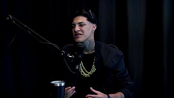 Se sentiu estranho no começo após os atendimentos conheceu uma criadora na sauna tiveram que mesclar pra não ter somente gays e foi assaltado gabriell rios watch sheer red