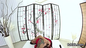 Slutty girl rubs cunt and gets licked and screwed in pov