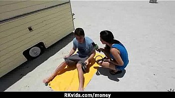 Wanna do sex for money 15