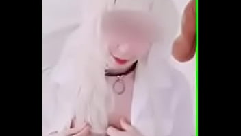 Estudiante japonesa vende contenidos sexuales Estudiante japonesa vende contenidos sexuales