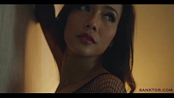 Sanktor busty asian fashion model masturbates