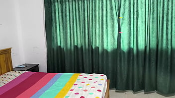 Divorced single housewife touches her vagina and then gets into doggy style to ventilate her buttocks and pussy