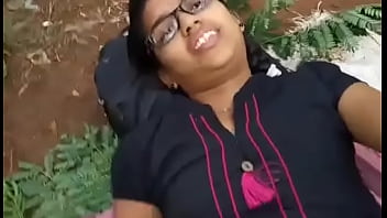 Nonton Desi Lady thumbnail