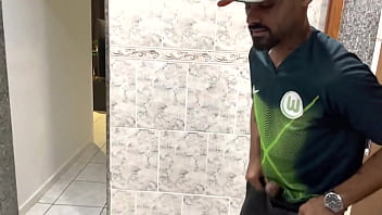 Problema No Chuveiro thumbnail