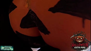Mama studio em um bbc fodendo um jack o'lantern de halloween de uma milf brasileira grátis
