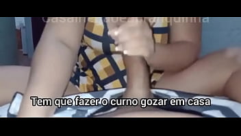 Punheta gostosa para meu corno