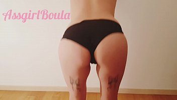 Ass brunette giclé explosive