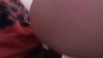 Socando forte na puta