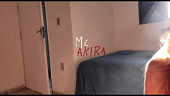 Um delicioso boquete em uma tarde ensolarada