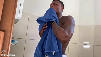 Empurrei o mastro na mulher dos outros