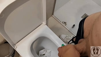 Com pee lation risky outdoor public pee ana spears alfxnow