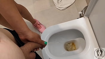 Com pee lation risky outdoor public pee ana spears alfxnow