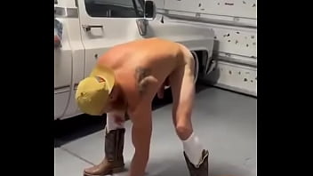 Grade a smoking hot american redneck #gayhot #gayfollow #smoking